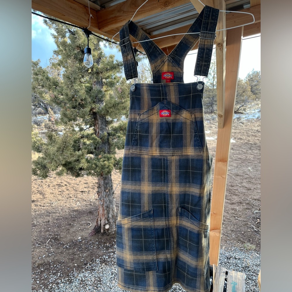 Dickies Women’s Plaid Bib Overall Dress Size Large